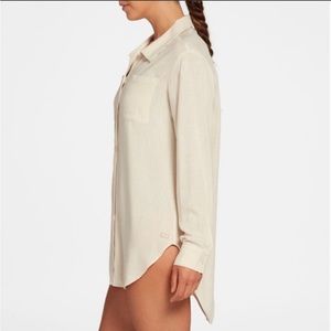 CALIA by Carrie Underwood Swim Collection High Low Beach Shirt in Birch Large